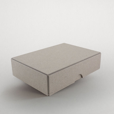 Schachtel A6 | 15,1 x 10,8 x 3,8 cm Graukarton | Box mit Deckel,DIN A6,Fotobox,Geschenk,Geschenkverpackung,Graukarton,Postkartenbox,Schachtel,Schachtel mit Stülpdeckel