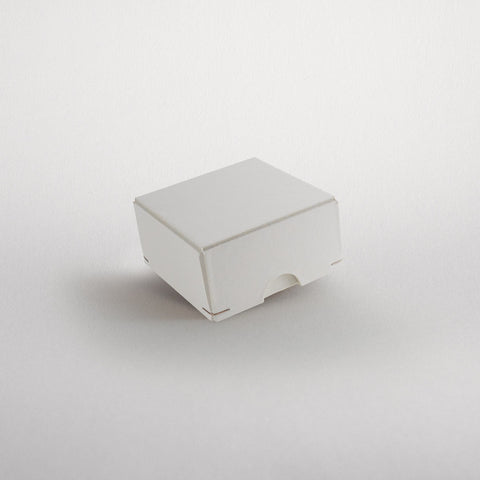 Schachtel | 7 x 7 x 3 cm Naturweiß | Box mit Deckel,Fotobox,Geschenkverpackung,Kraftpapier,Naturweiß,Schachtel,Schachtel mit Stülpdeckel,Schmuckschachtel