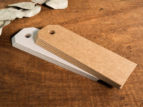 25 Geschenkanhänger | 4 x 12 cm | Hängeetiketten aus Kraftpapier |