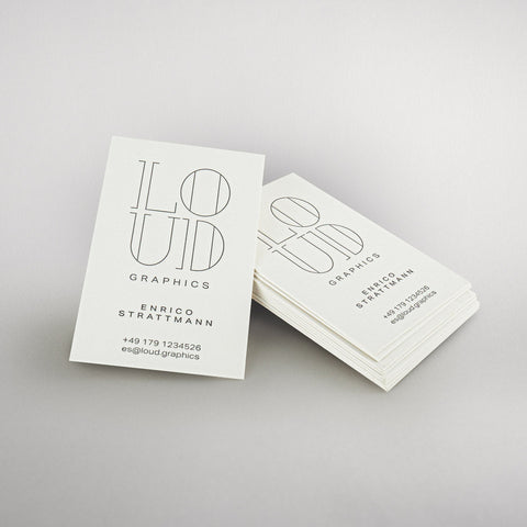 Visitenkarten im modernen Design für Loud Graphics mit Letterpress-Veredelung und individuellem Branding.