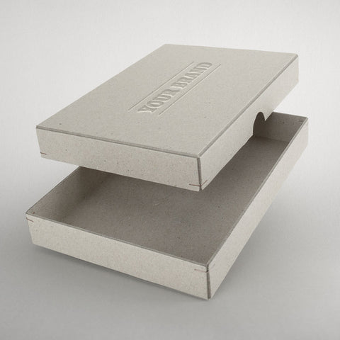Schachtel mit Stülpdeckel | personalisierbar - Graukarton | Hochwertige Verpackung mit Eckenheftung und geprägtem Logo